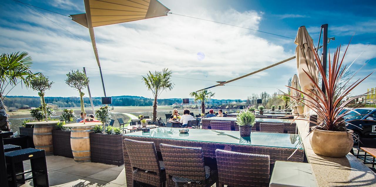 Cafe-Restaurant Leo Hotel Карлсдорф бей Грац Екстериор снимка