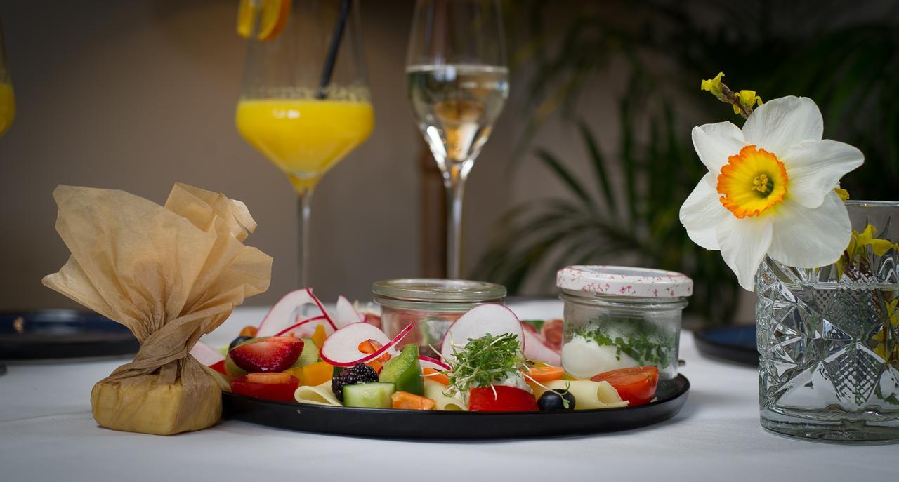 Cafe-Restaurant Leo Hotel Карлсдорф бей Грац Екстериор снимка
