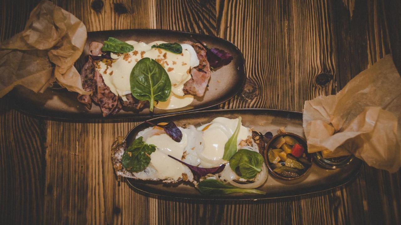 Cafe-Restaurant Leo Hotel Карлсдорф бей Грац Екстериор снимка