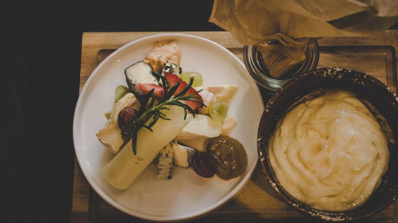 Cafe-Restaurant Leo Hotel Карлсдорф бей Грац Екстериор снимка