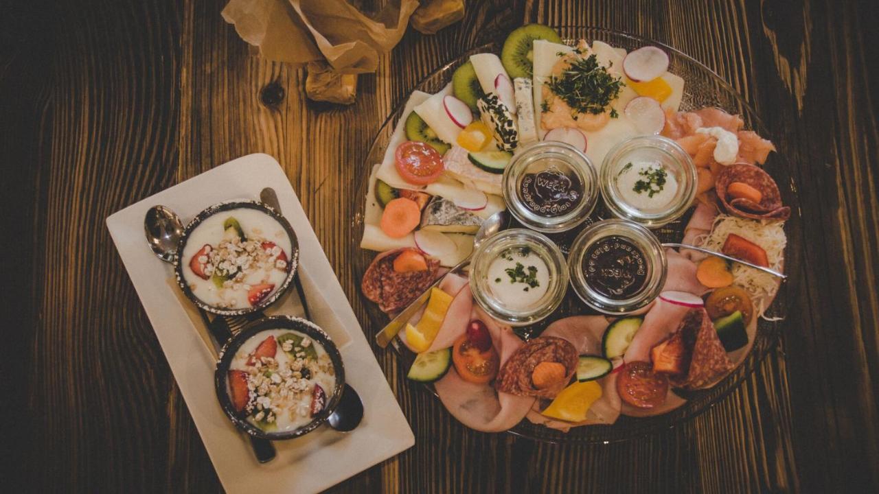 Cafe-Restaurant Leo Hotel Карлсдорф бей Грац Екстериор снимка