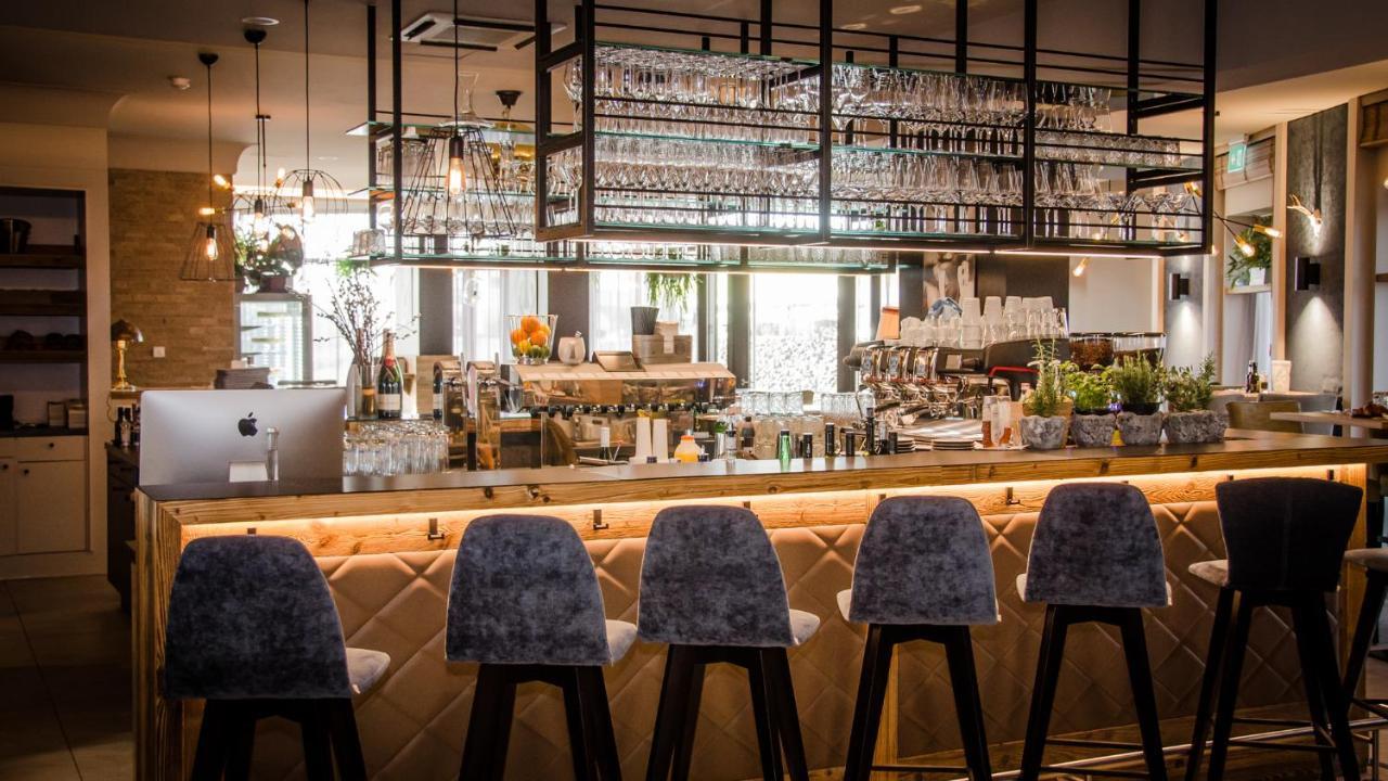 Cafe-Restaurant Leo Hotel Карлсдорф бей Грац Екстериор снимка
